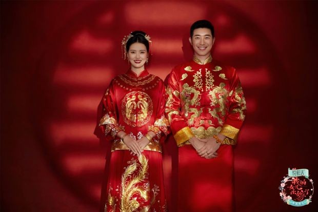 钻石世家极慕之星大使张常宁亮相《中国婚礼》